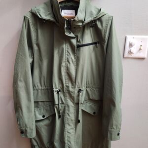 Two By Vince Camuto Women's XL Green Hooded Lightweight Rain Jacket